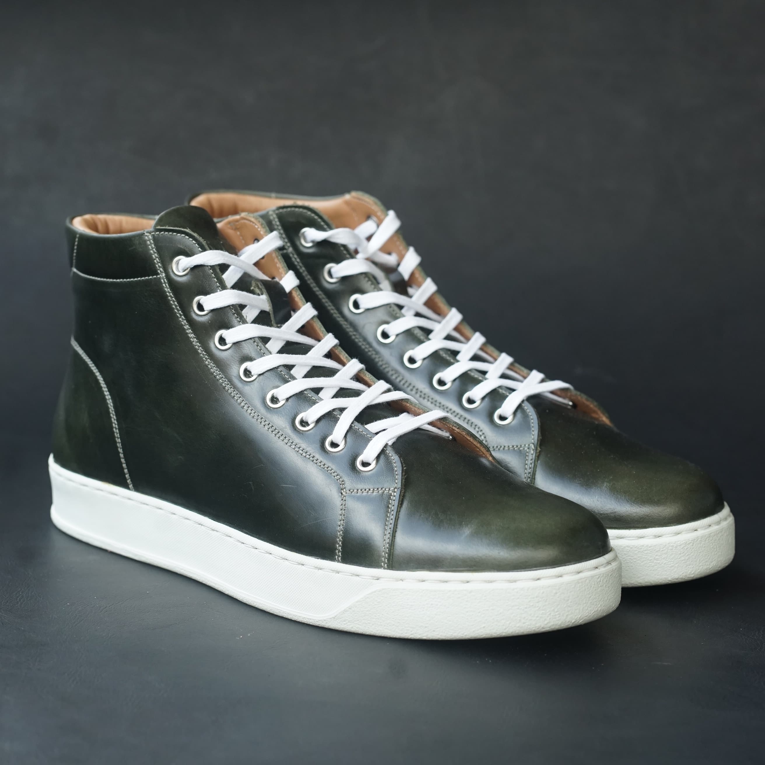 Songo High Top Rubber Sole Sneakers with Pull Up Leather